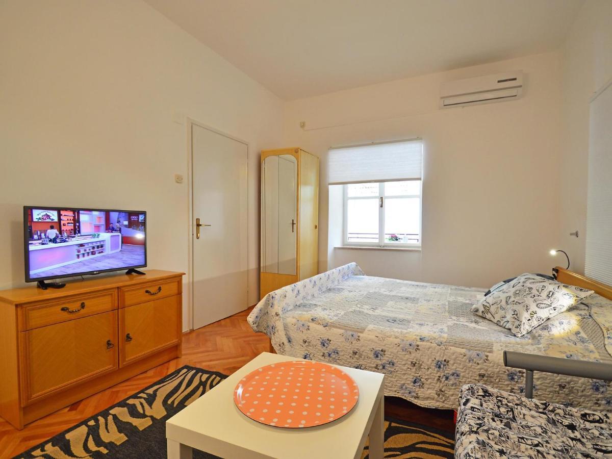 Apartment Cmiljina-1 Senj  Luaran gambar